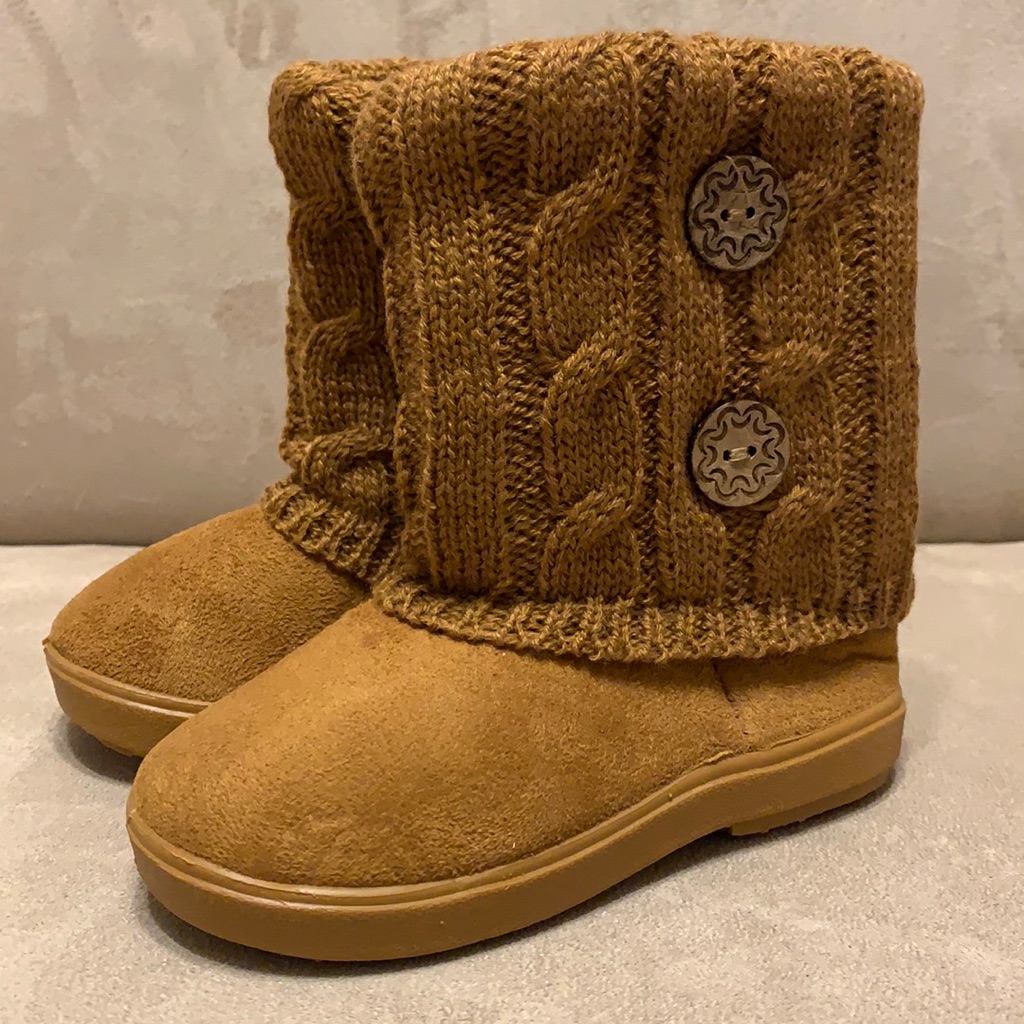 Two-Button Sweater Boot